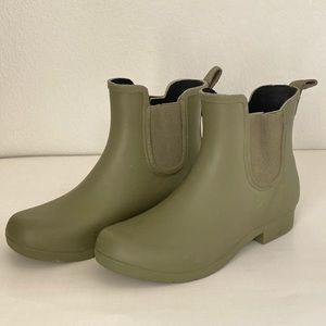 Chooka Chelsea rain boots.